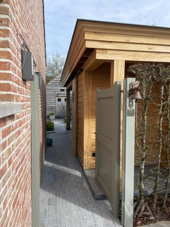 Poolhouse volledig in eik